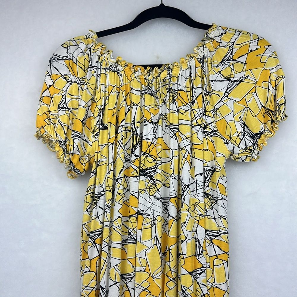 Cable&Gauge women's petite Medium yellow geometric elastic cap sleeves Top - Picture 7 of 8
